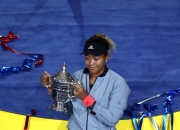 问鼎游戏-包含大坂直美回归赛场，败北首场状态亮眼，瑞士队观众沸腾！的词条