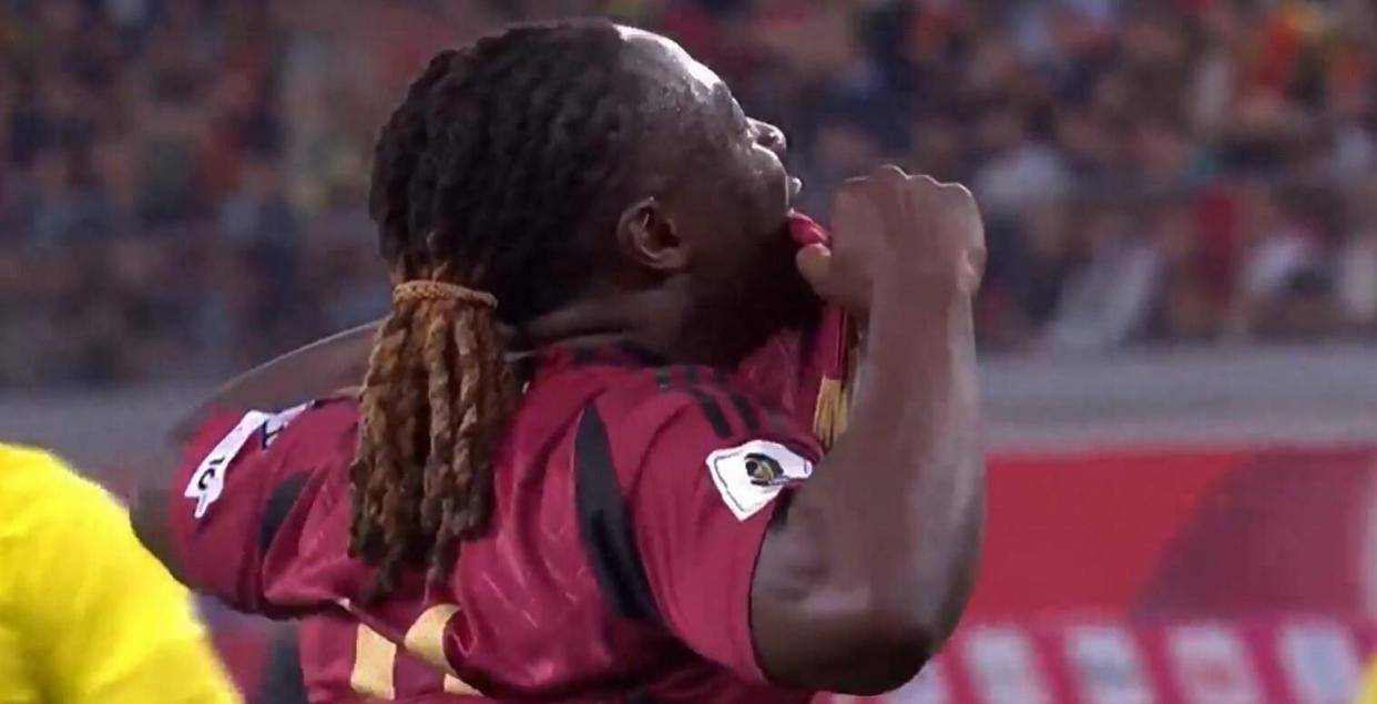 Ming焦点对战，德布劳内与60激战巴塞罗那分钟，比赛局势复杂胜负难料！比赛高潮迭起的简单介绍