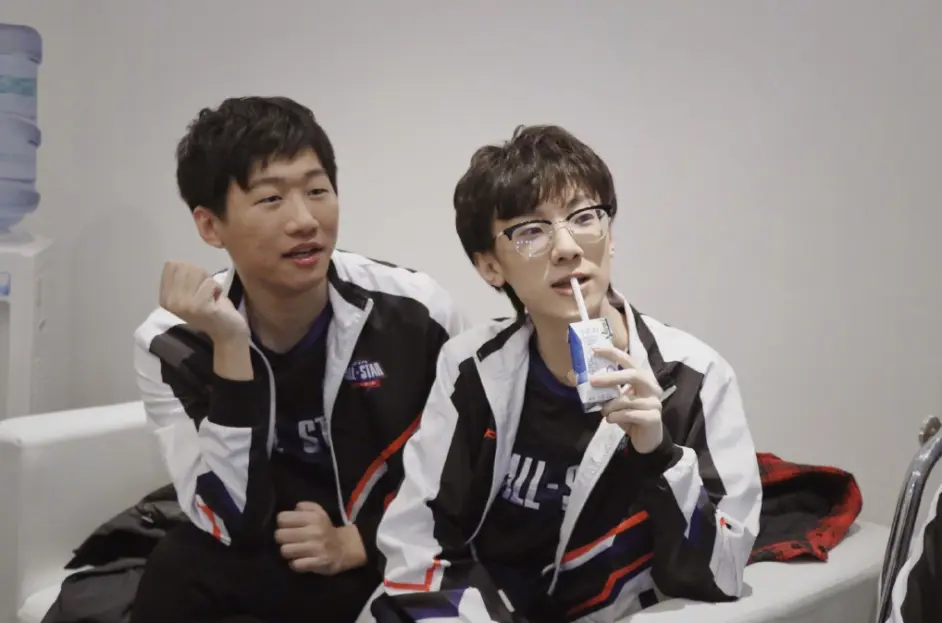 包含Ning在中国队比赛中高光表现，精彩发挥引发热议！的词条